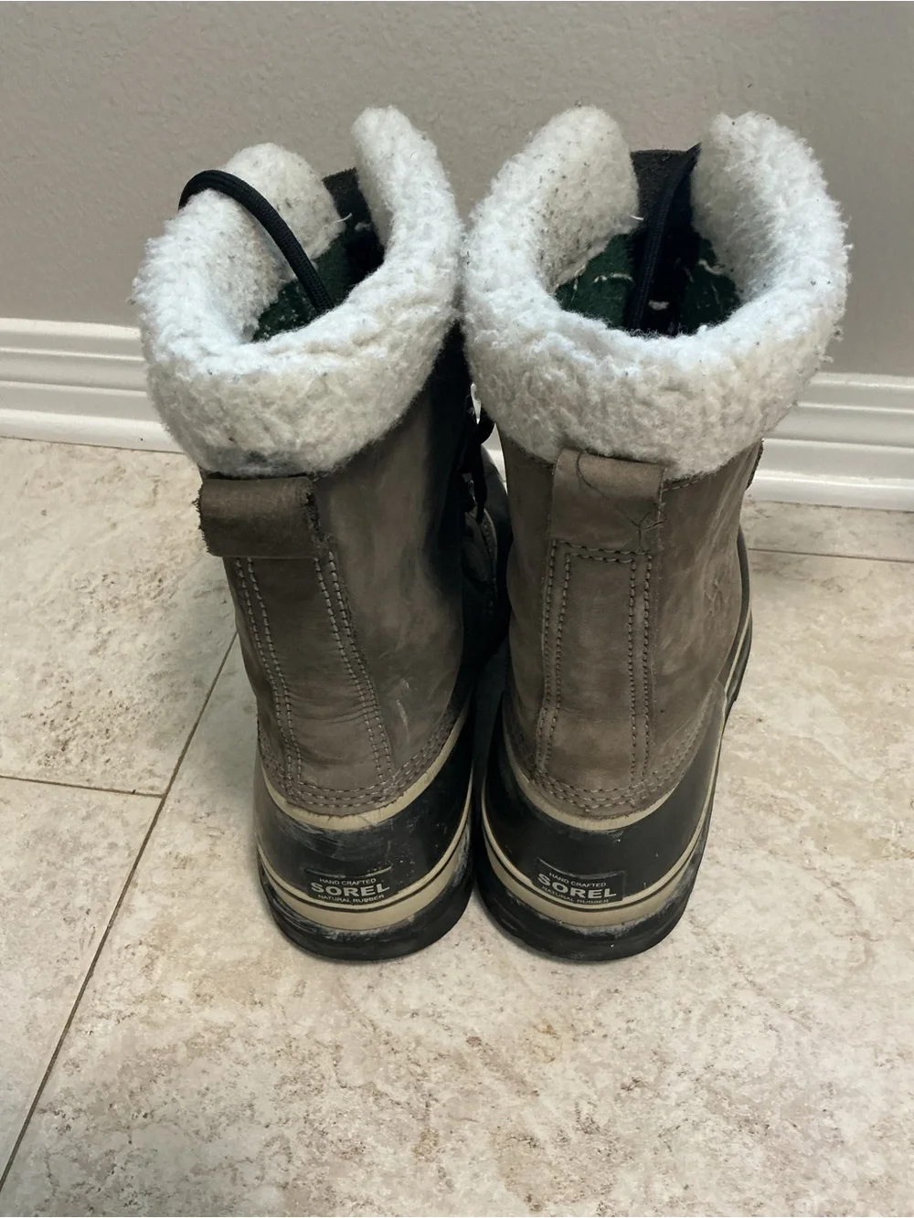 Sorel Men's Caribou Waterproof Winter Boots with Shearling Collar Sz 11